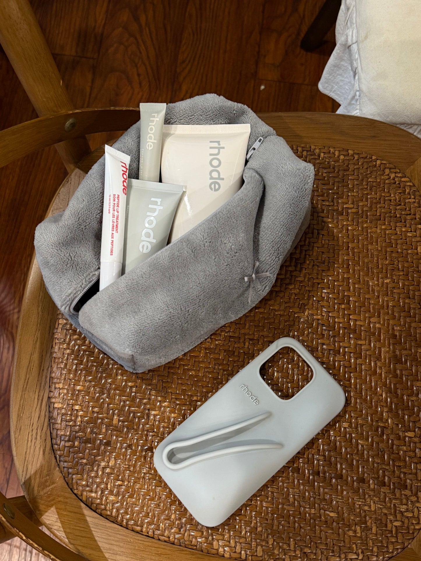 Grey Coral Bloom bag for small items, daily use